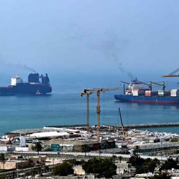 US pauses Iran strikes as Oman pursues Hormuz transit deal